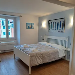 https://il-rifugio-sul-mare-riomaggiore.hotelitalianriviera.com